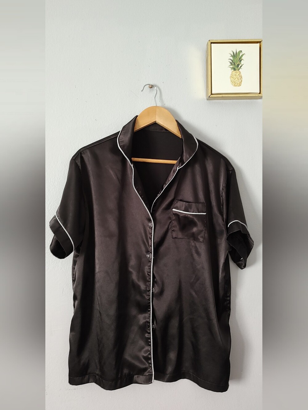 SilBlack Short-Sleeve Pajama Shirt with Contrast Piping